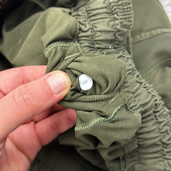 Lululemon Hotty Hot Short Military Green - Picture 4 of 6